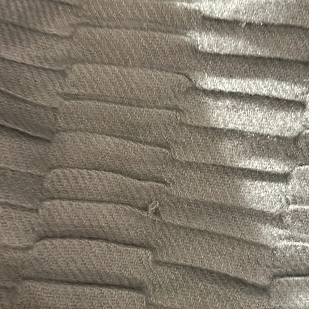 West Elm UNIQUE Gray Knit Throw 50” X 40 plus free bedside wicker small ‘tray’
